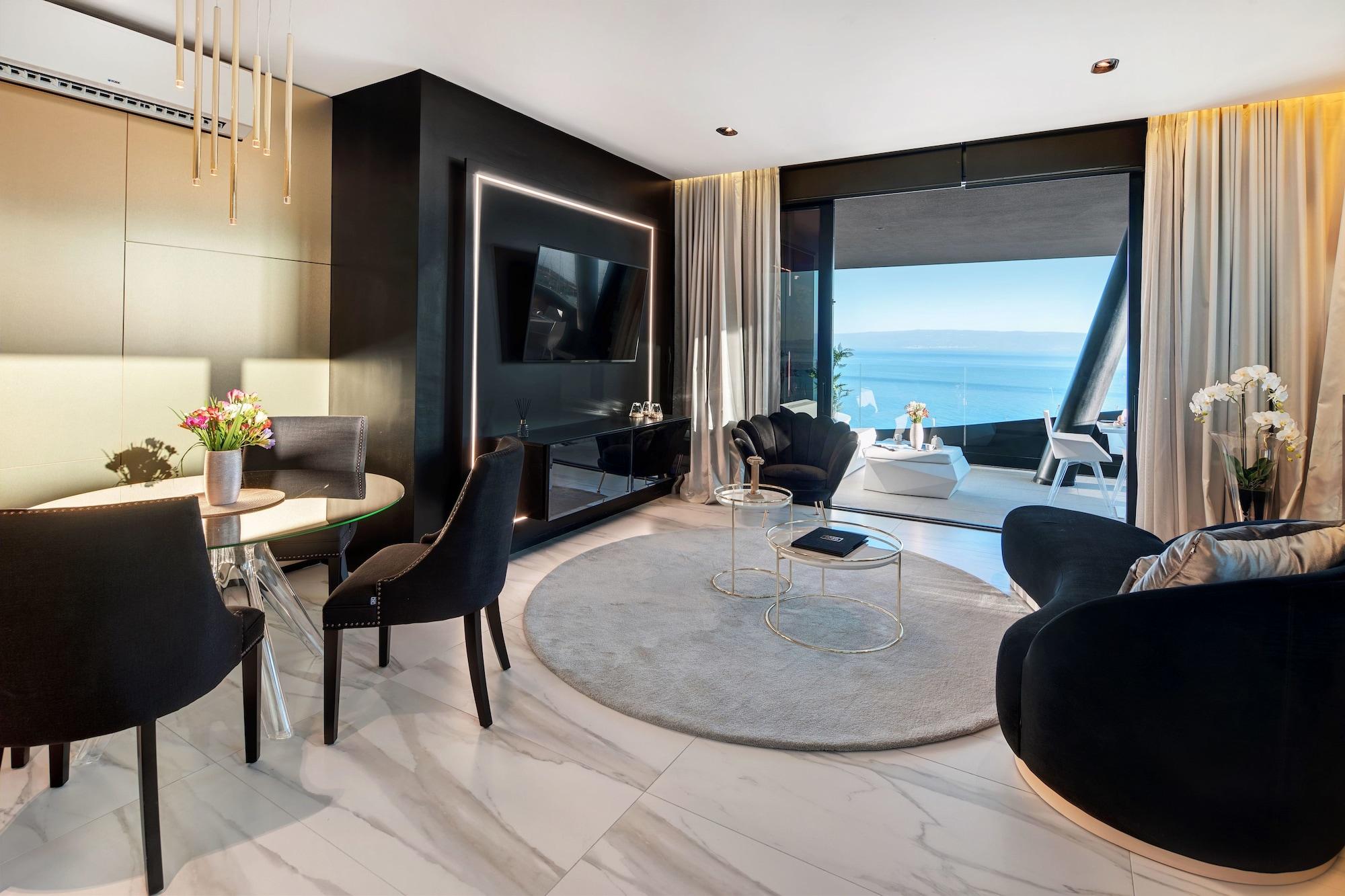 Posh Residence Luxury Suites สปลิท ภายนอก รูปภาพ